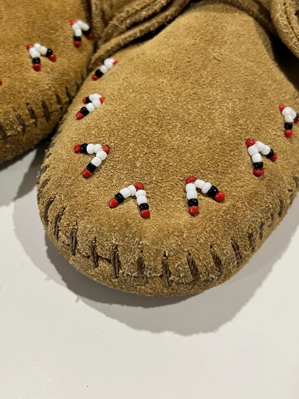 Vintage Minnetonka Leather Moccasins Small Kids Size 9 Shoes